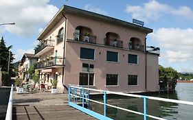 Albergo Ristorante Punta Dell'Est